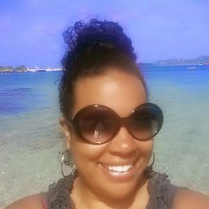 Meet your Posher, Marissa